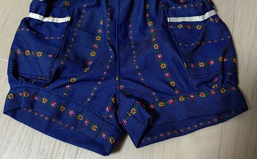 自分で脱ぎ履きできる、ウエストゴム